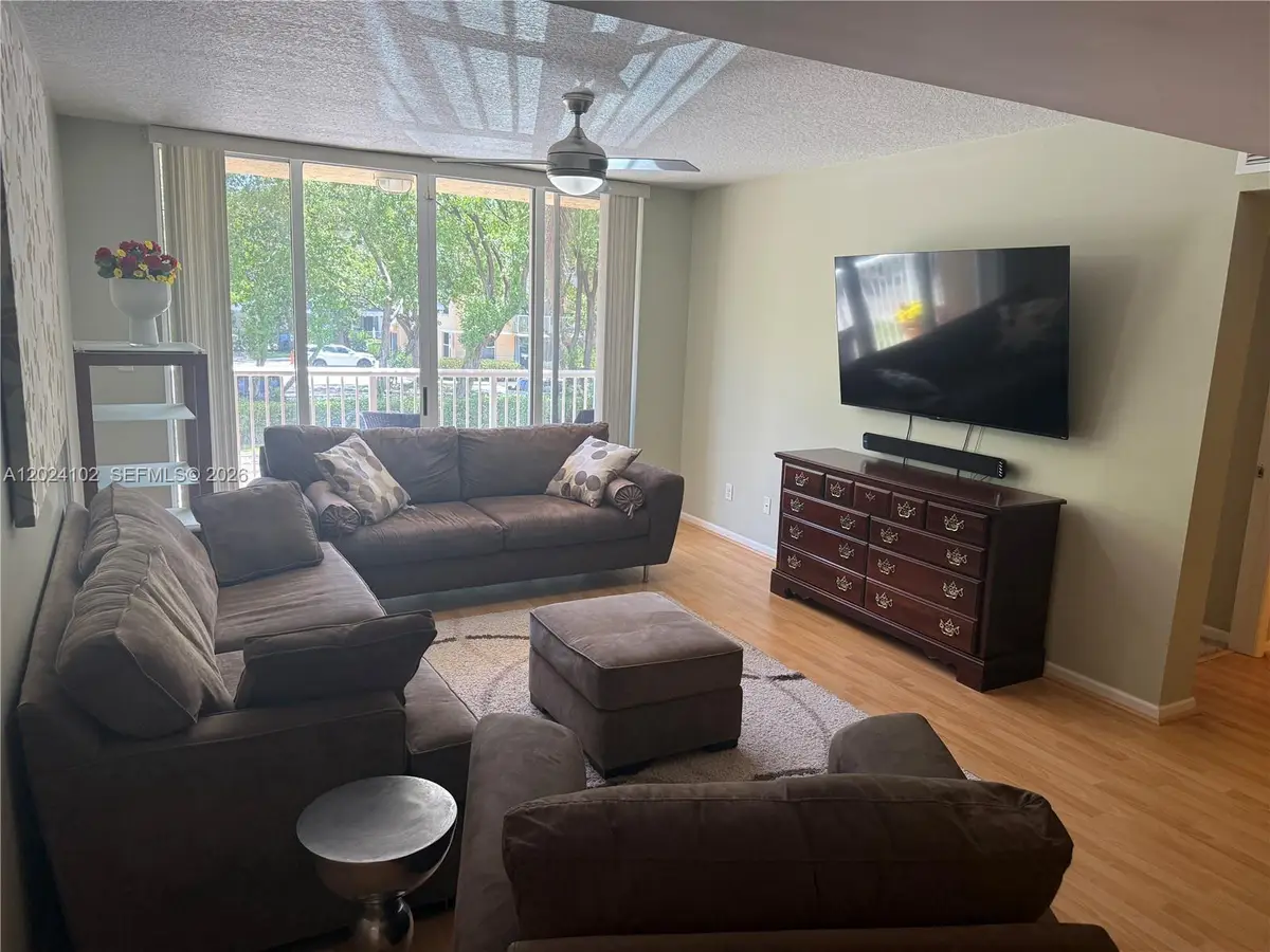 619 E Sheridan St #203, Dania Beach, FL 33004 - #1