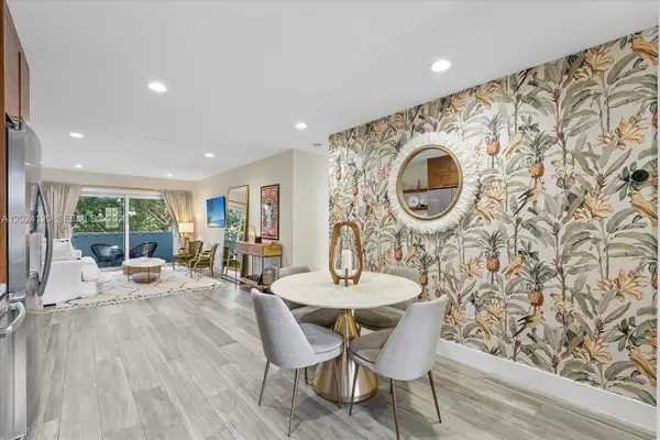 300 Galen Dr #306, Key Biscayne, FL 33149