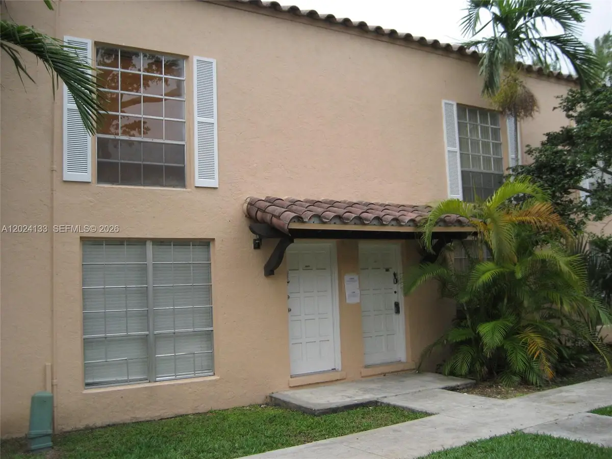 10806 N Kendall Dr #P-26, Miami, FL 33176 - #1