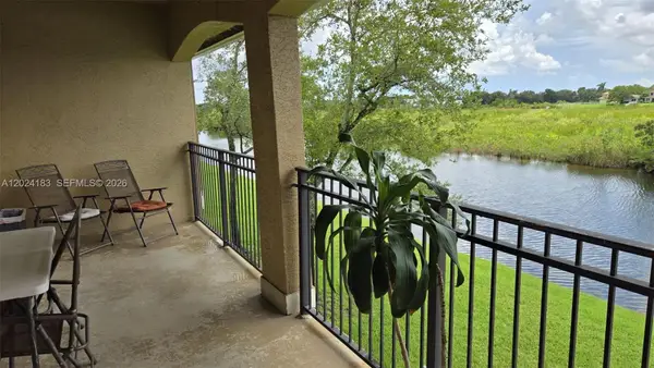 230 SW 117th Ter #11202, Pembroke Pines, FL 33025