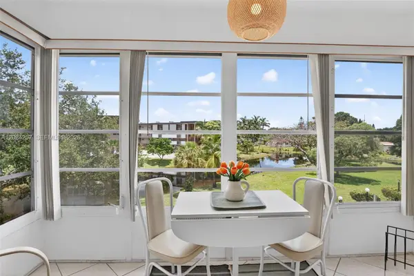 2800 NW 47th Ter #303B, Lauderdale Lakes, FL 33313