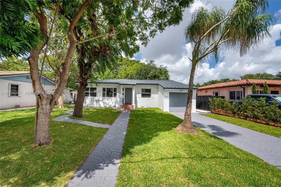 264 Navajo St, Miami Springs, FL 33166 - #2