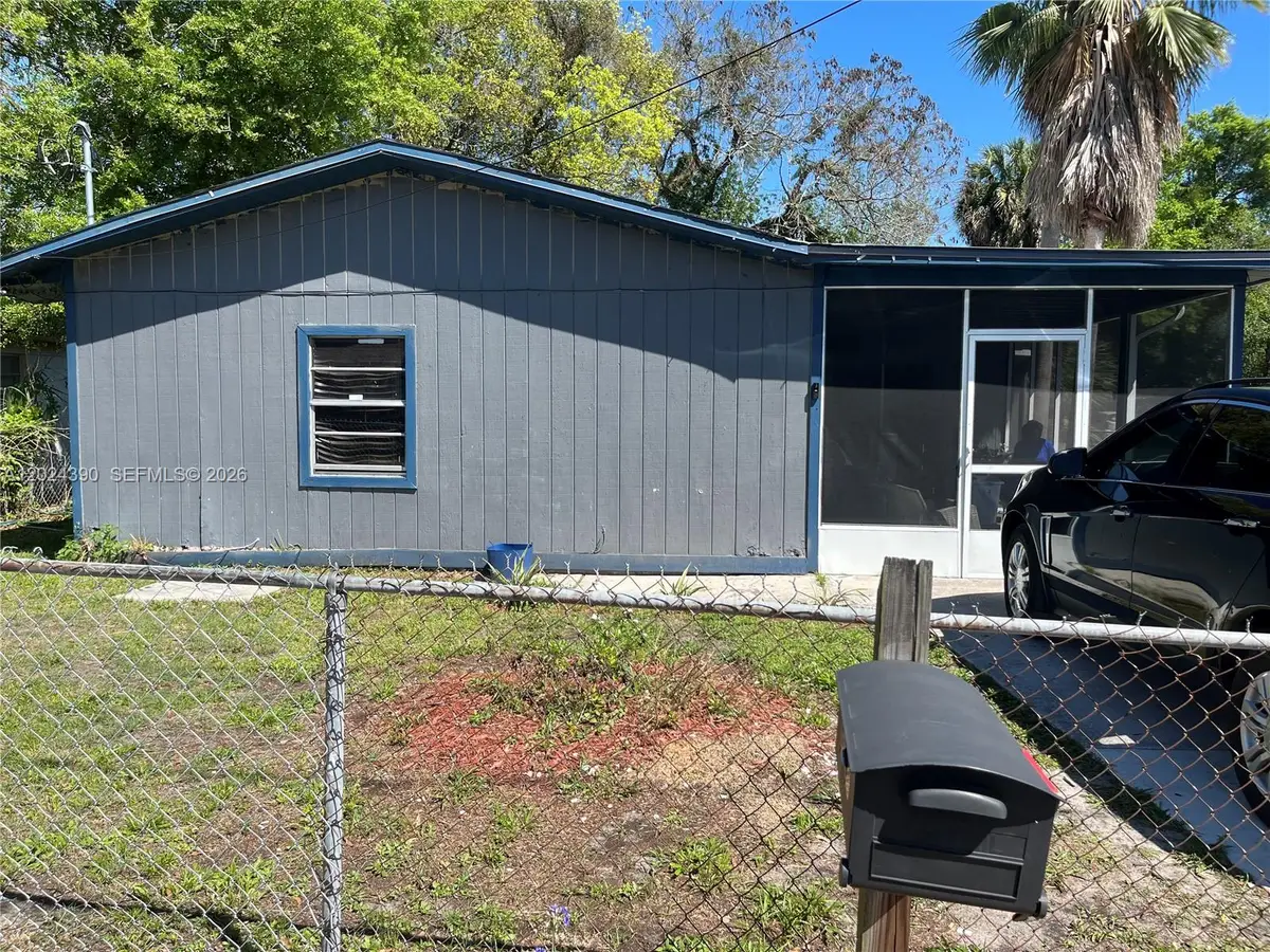 8301 N Klondyke St., Tampa, FL 33604 - #1