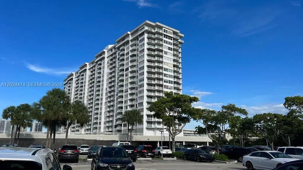 18061 Biscayne Blvd #1404, Aventura, FL 33160 - #1