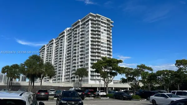 18061 Biscayne Blvd #1404, Aventura, FL 33160