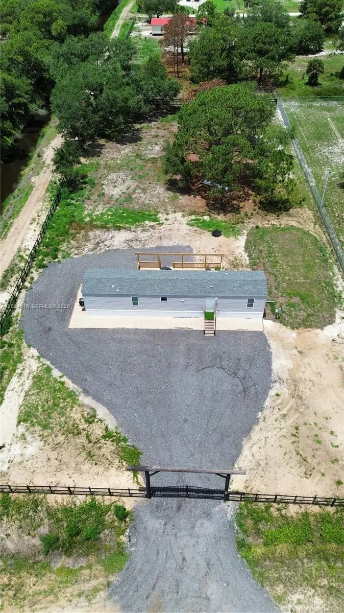 170 S Jinete St, Clewiston, FL 33440 - #2