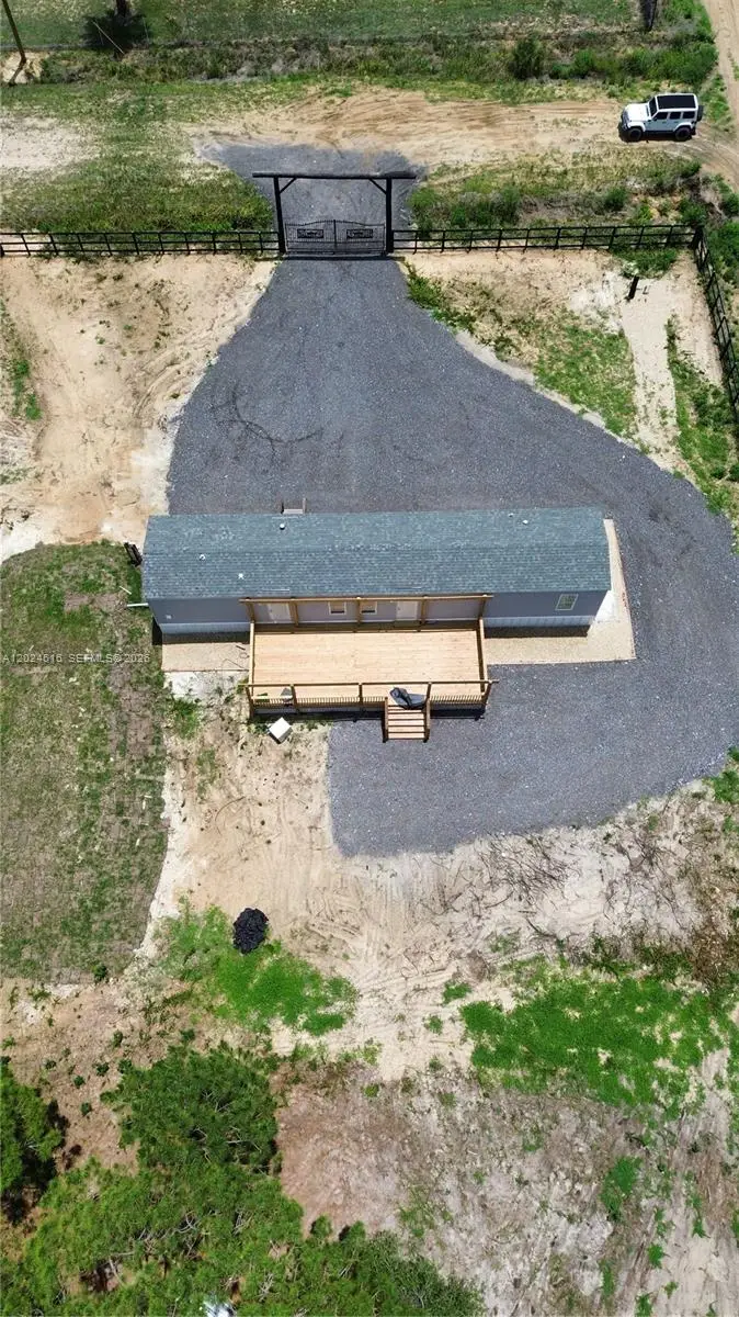 170 S Jinete St, Clewiston, FL 33440 - #3