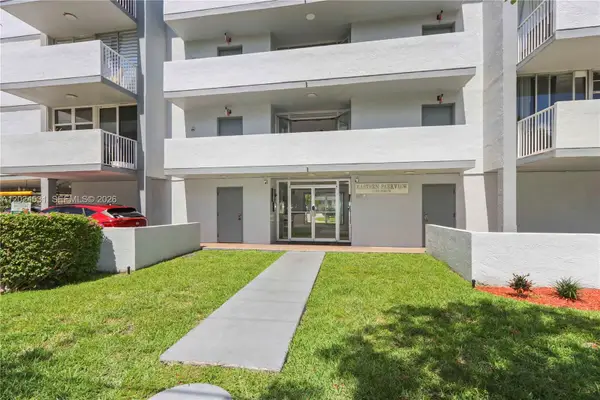 16518 NE 26th Ave #405, North Miami Beach, FL 33160