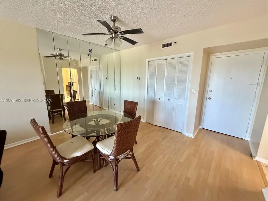 4001 Hillcrest Dr #609, Hollywood, FL 33021 - #2
