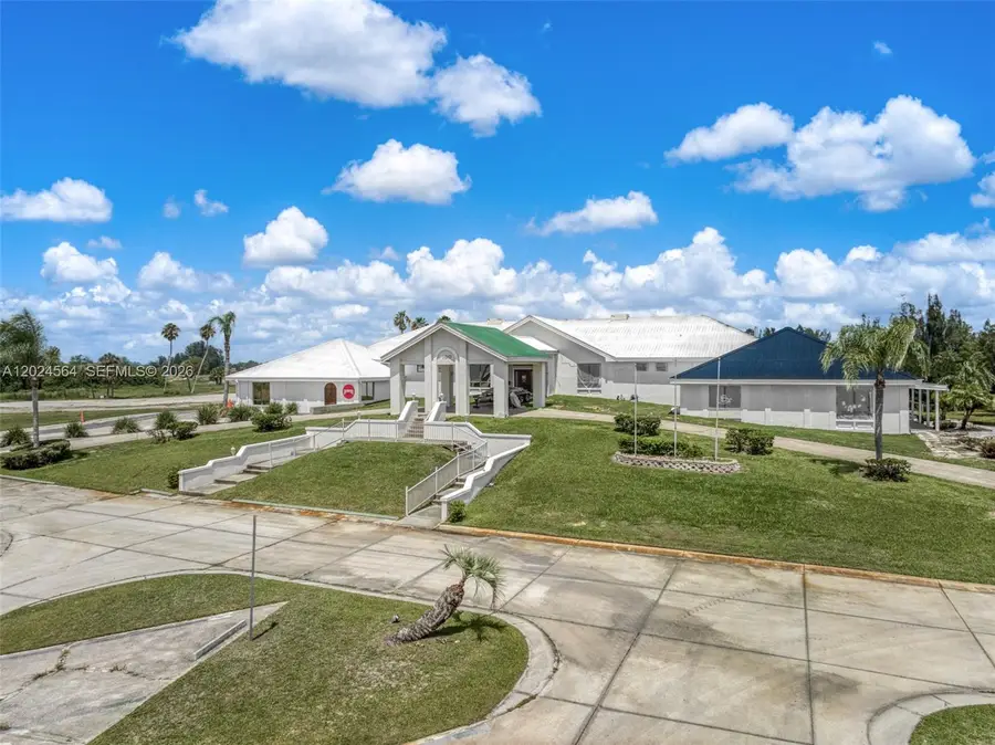 6813 Heavitree, Sebring, FL 33876 - #3