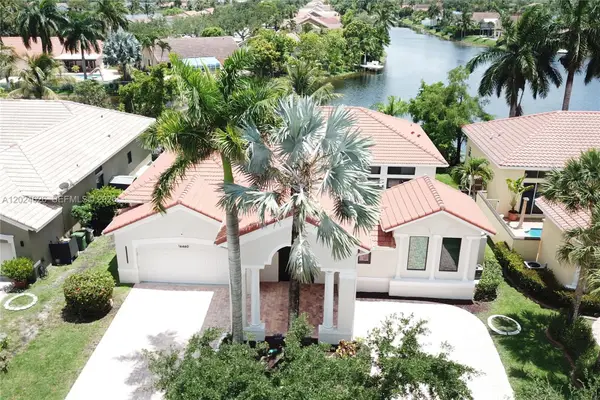 16460 NW 12th St, Pembroke Pines, FL 33028