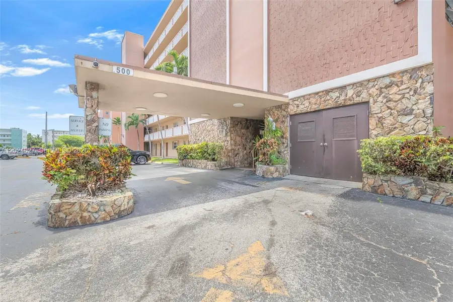 500 NE 12th Ave #407, Hallandale Beach, FL 33009 - #2