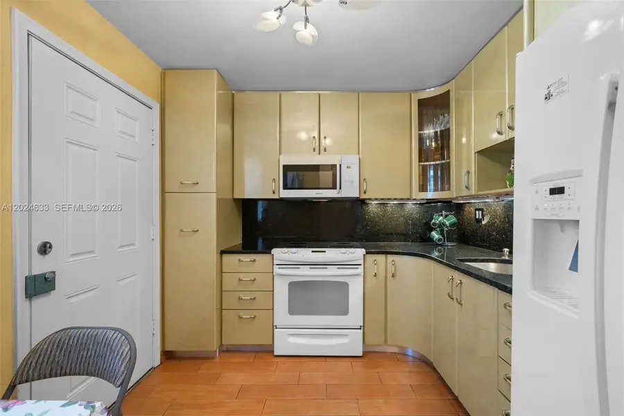 3551 NE 169th St #301, North Miami Beach, FL 33160 - #2