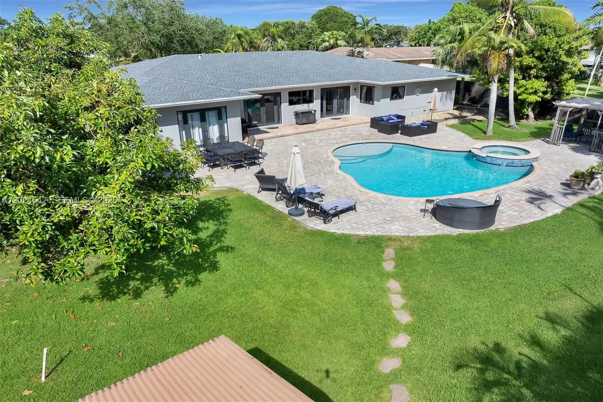 8825 SW 185th Ter, Cutler Bay, FL 33157 - #1