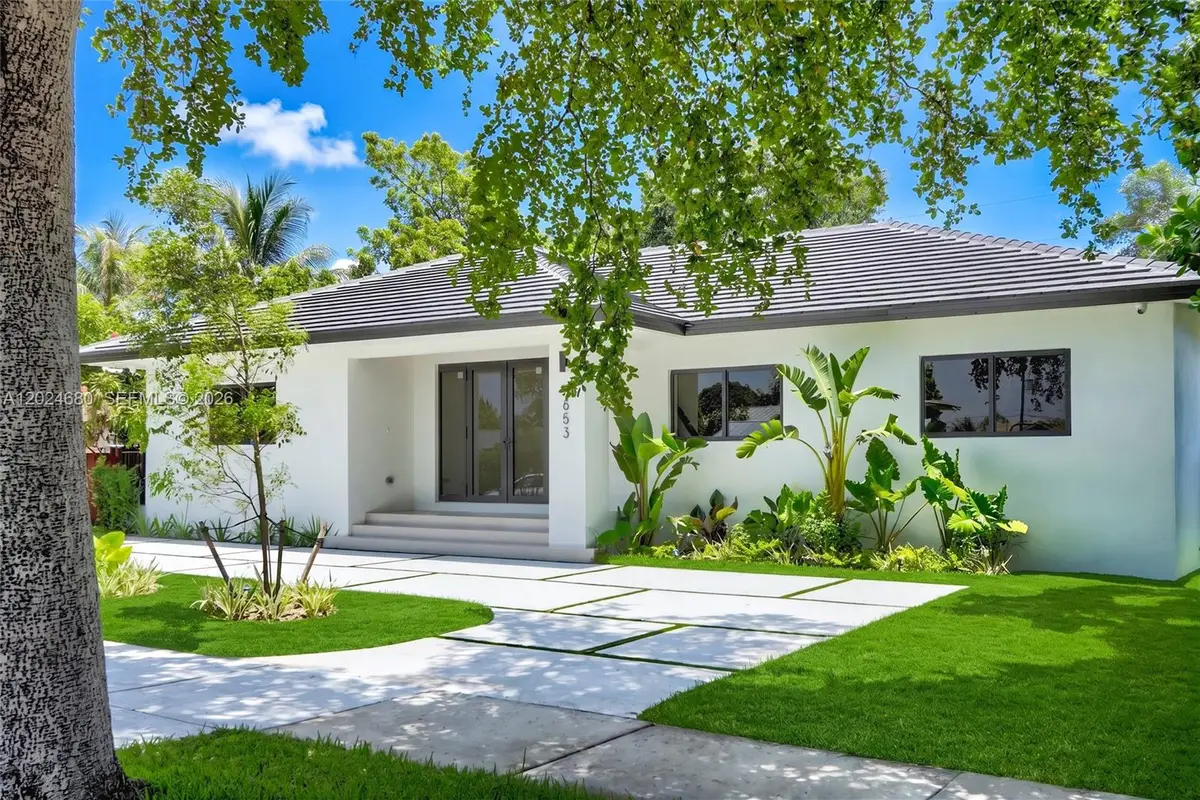 6853 S Waterway Dr, Miami, FL 33155 - #1