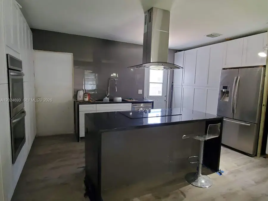 1081 NE 166th St, North Miami Beach, FL 33162 - #3