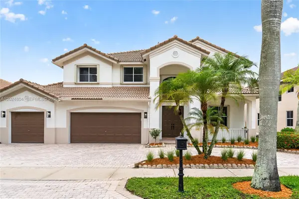 2432 Deer Creek Rd, Weston, FL 33327