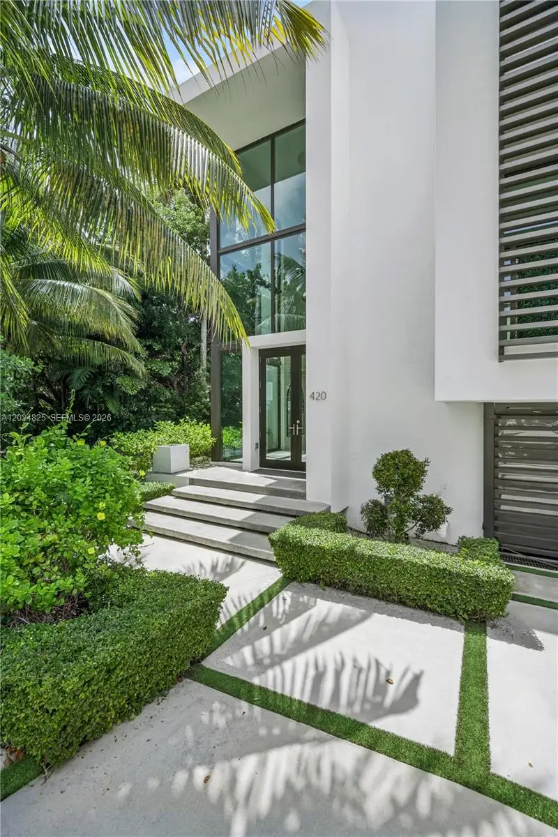 420 N Hibiscus Dr, Miami Beach, FL 33139 - #2
