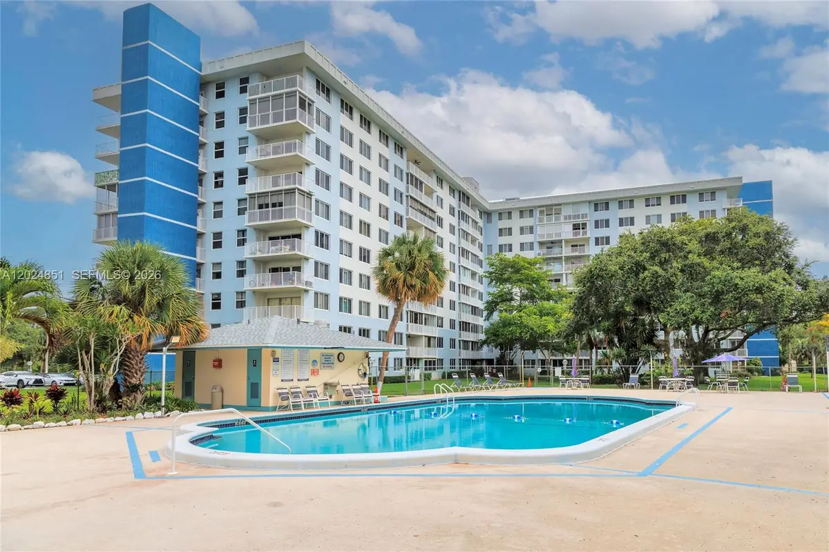 4200 Hillcrest Dr #504, Hollywood, FL 33021 - #1