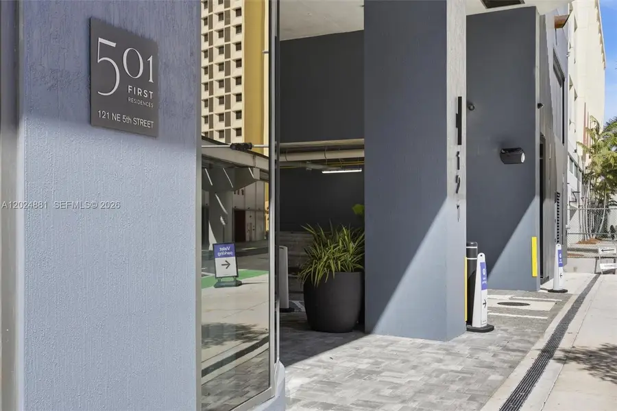121 NE 5th St #1712, Miami, FL 33132 - #2