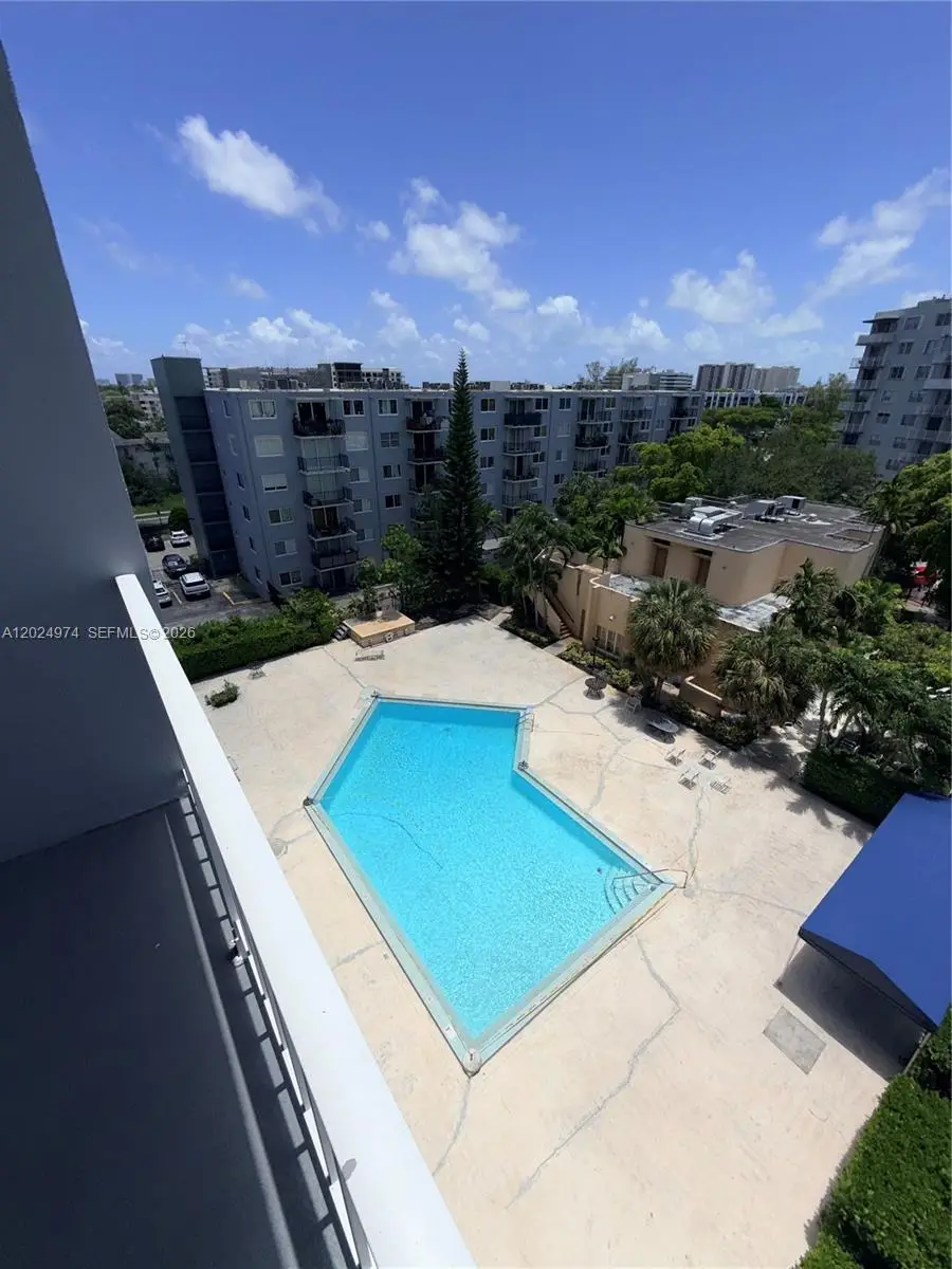 1470 NE 125th Ter #605, North Miami, FL 33161 - #3