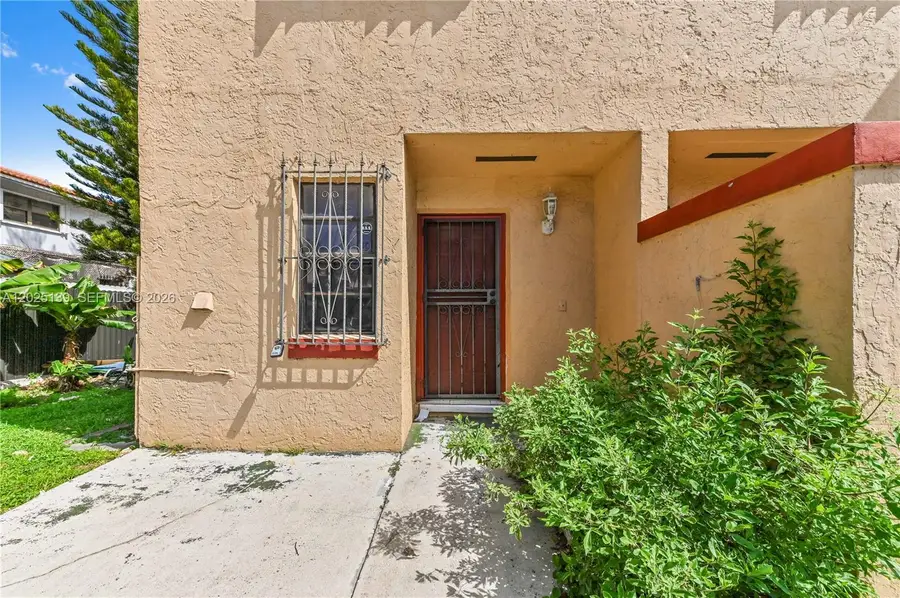 2433 W 52nd Pl #8-1, Hialeah, FL 33016 - #2