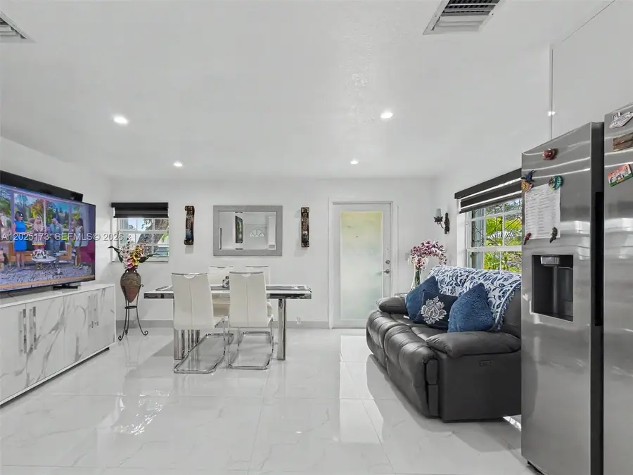 1901 NW 153rd St, Miami Gardens, FL 33054 - #3