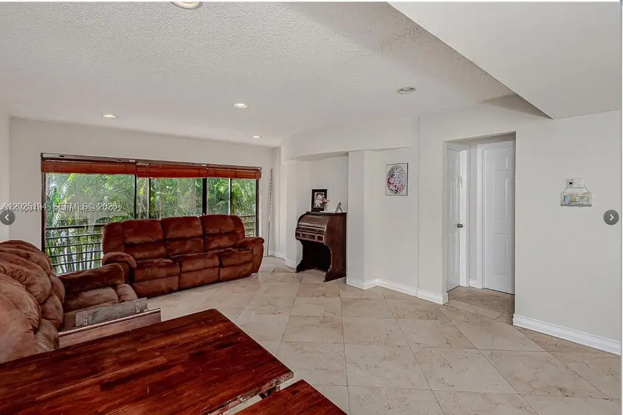 4000 N Hills Dr #29, Hollywood, FL 33021 - #2