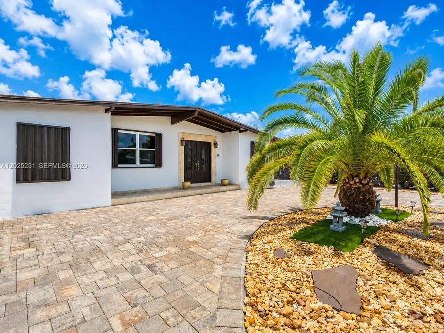 11425 SW 43rd Ter, Miami, FL 33165 - #2