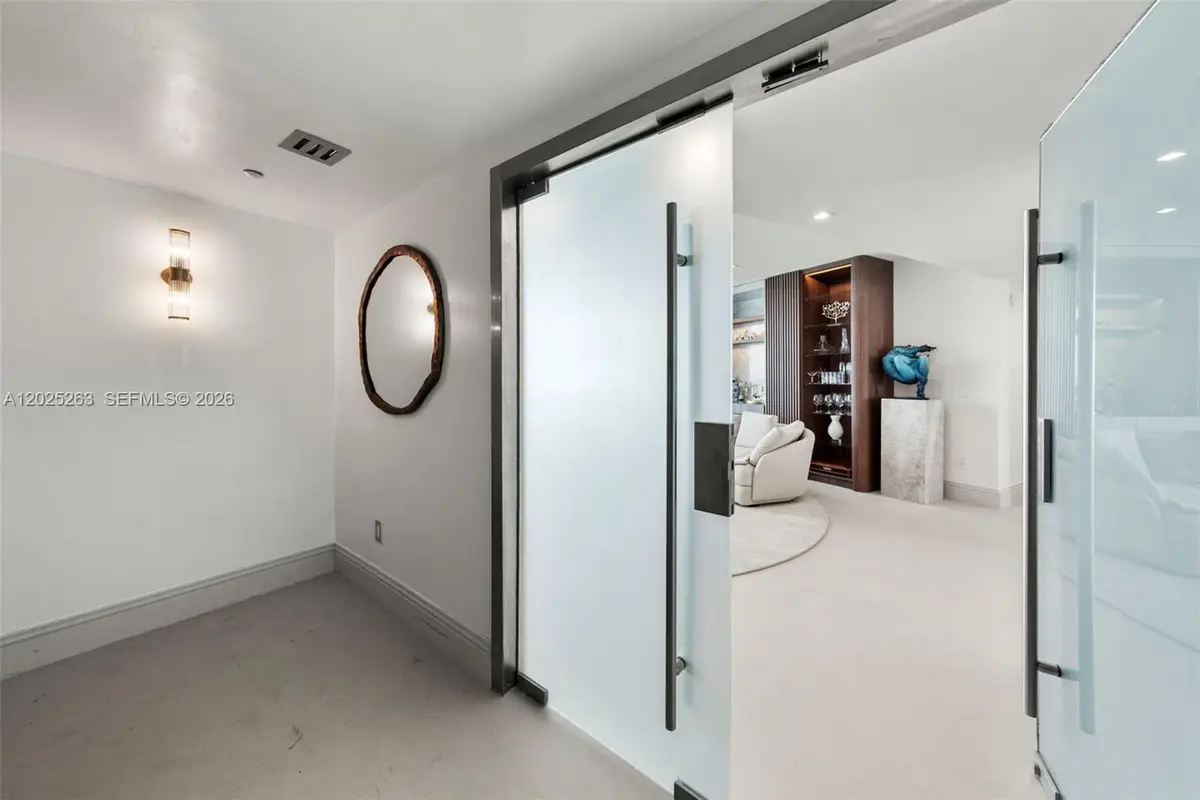 1000 S Pointe Dr #2803, Miami Beach, FL 33139 - #1