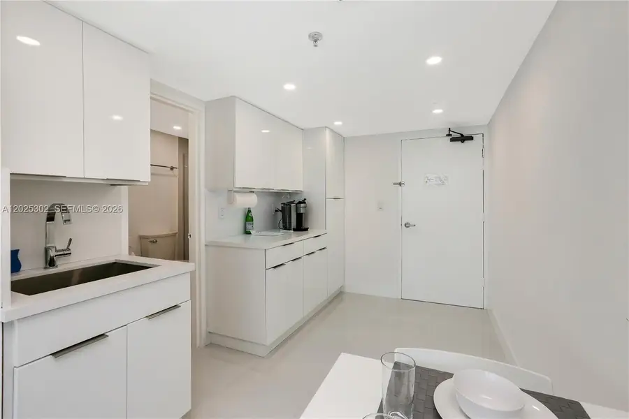 5445 Collins Ave #1203, Miami Beach, FL 33140 - #2