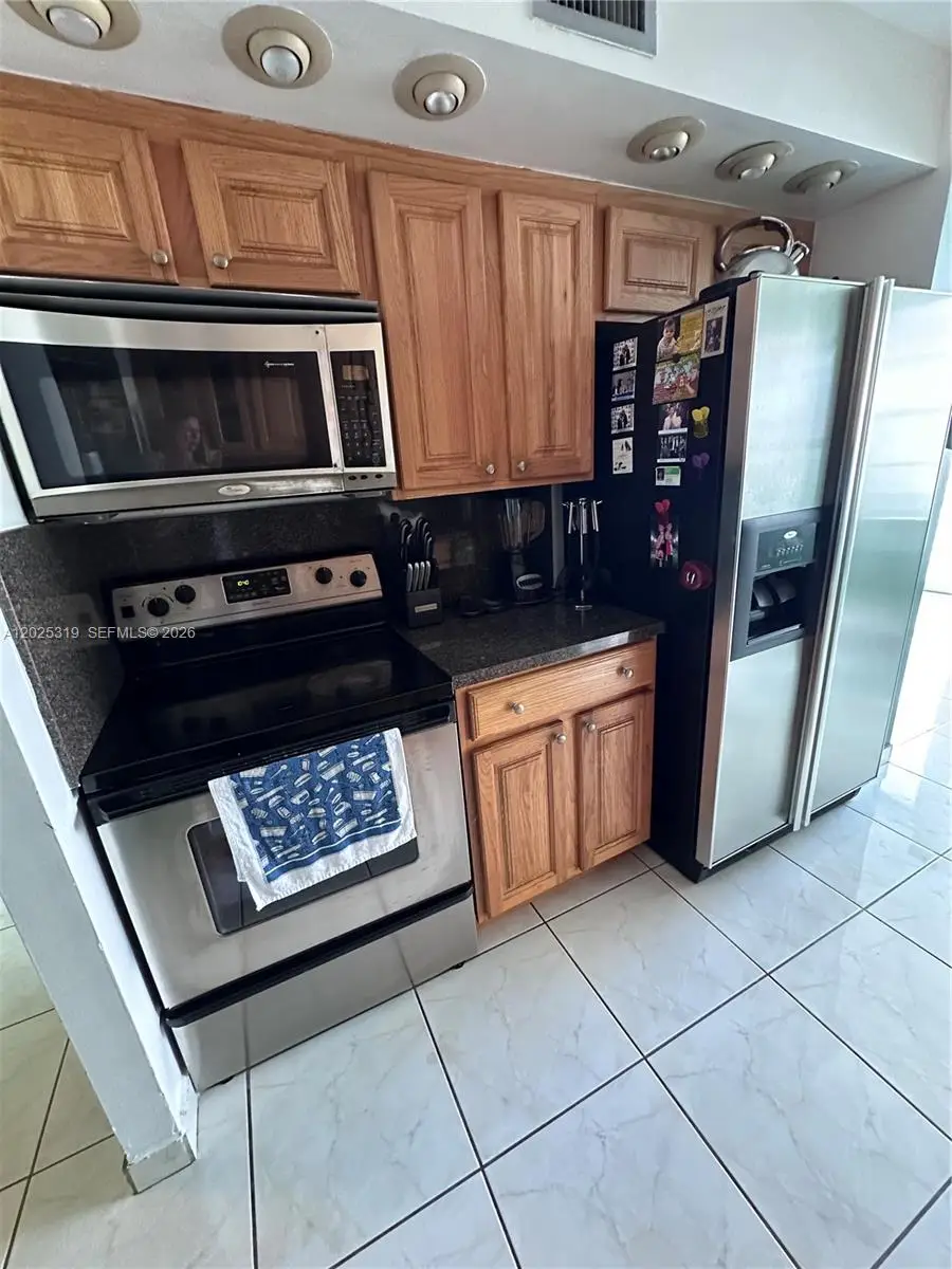 231 174th St #1905, Sunny Isles Beach, FL 33160 - #3