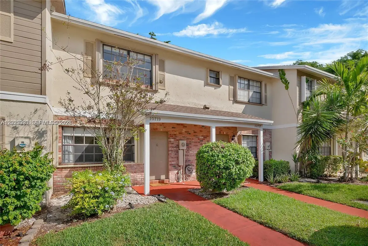 10719 NW 10th St, Pembroke Pines, FL 33026 - #1
