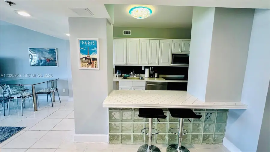 100 Lincoln Rd #720, Miami Beach, FL 33139 - #2