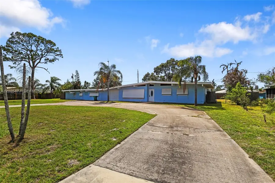 310 E Olive Ave, Port Saint Lucie, FL 34952 - #2