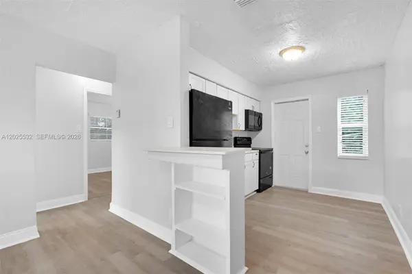 746 SW 4th St, Dania Beach, FL 33004