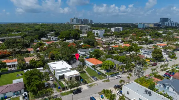 Address Withheld By Seller, Miami, FL 33133