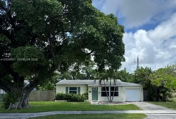 1210 S 24th Ter, Hollywood, FL 33020