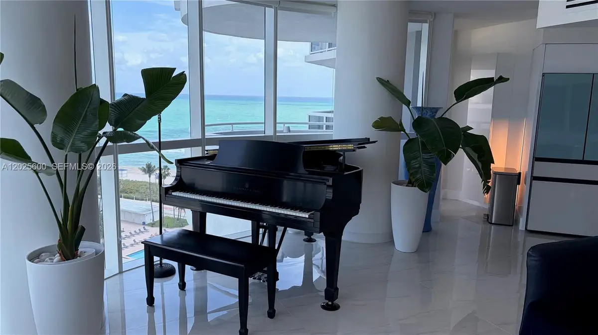 6301 Collins Ave #1207, Miami Beach, FL 33141 - #1