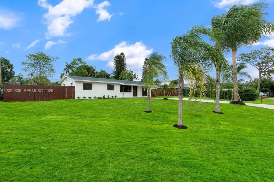 5726 Karen Dr, West Palm Beach, FL 33415 - #3