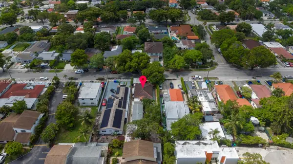Address Withheld By Seller, Miami, FL 33135
