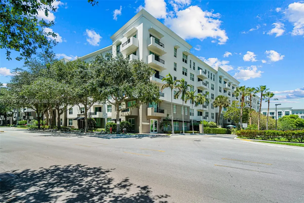 2421 NE 65th St #408, Fort Lauderdale, FL 33308 - #1