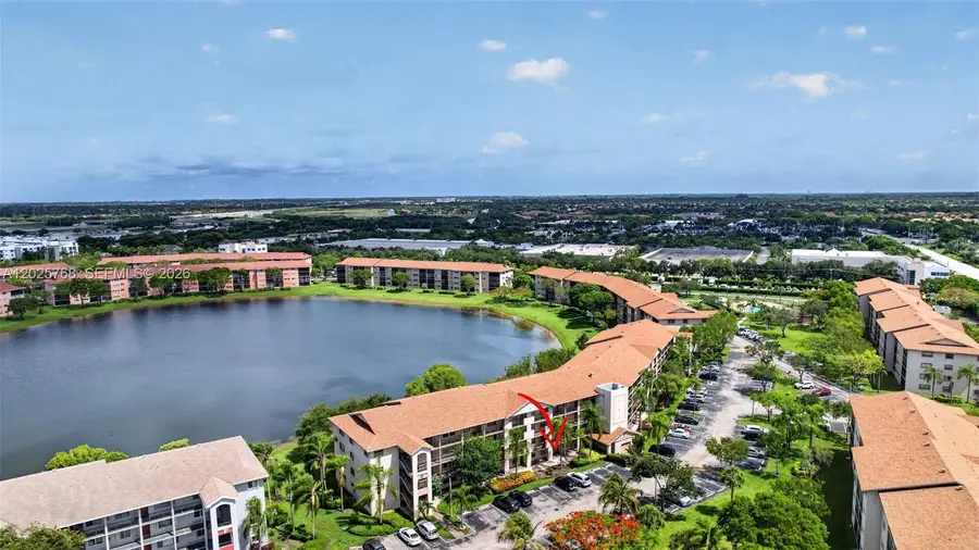 650 SW 138th Ave #105J, Pembroke Pines, FL 33027 - #2