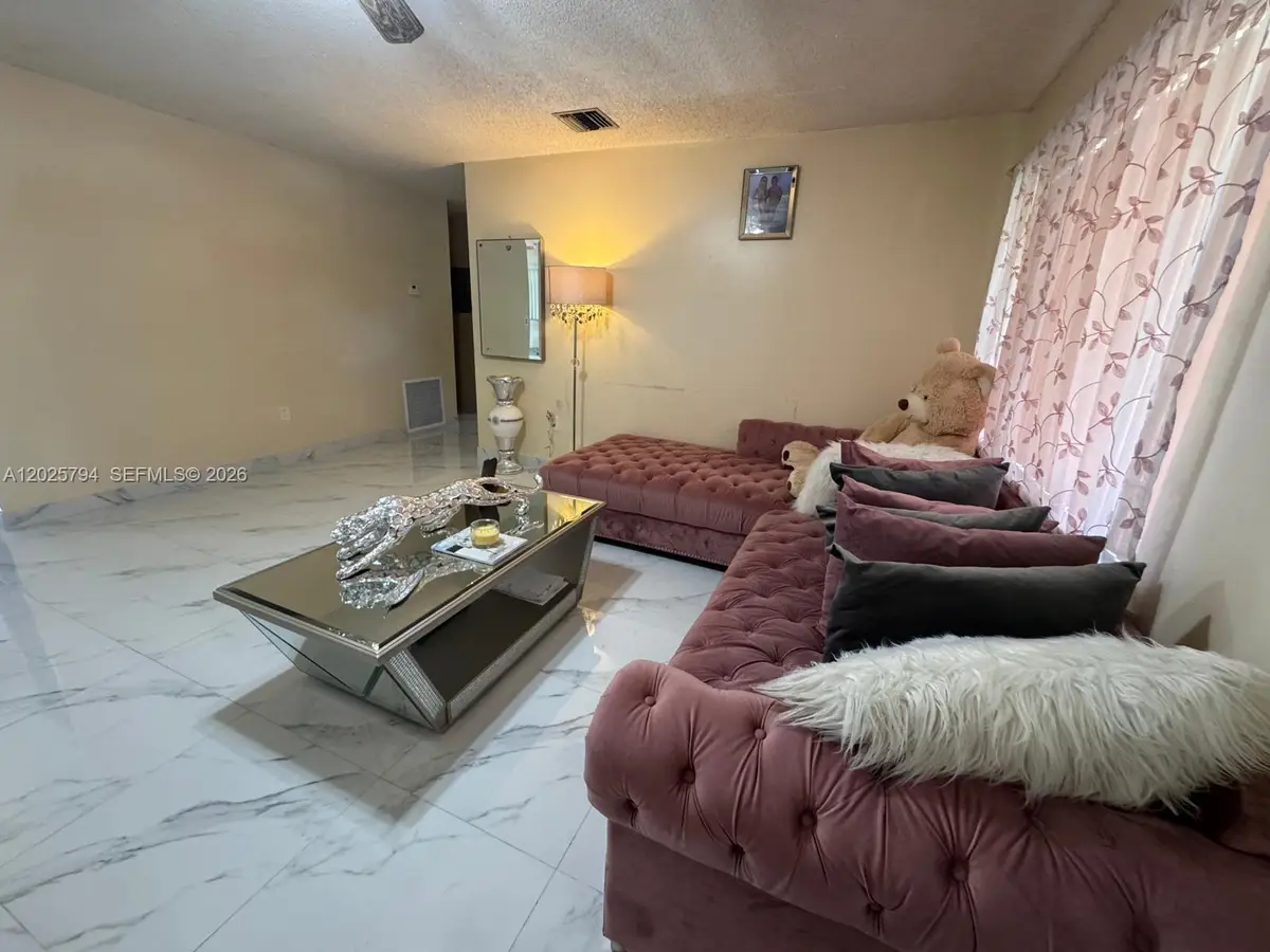 5923 Fillmore St, Hollywood, FL 33021 - #1