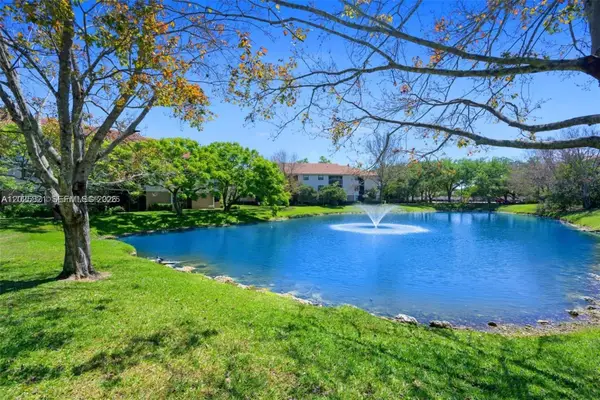 10161 W Sunrise Blvd #304, Plantation, FL 33322