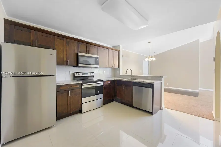 10161 W Sunrise Blvd #304, Plantation, FL 33322 - #2