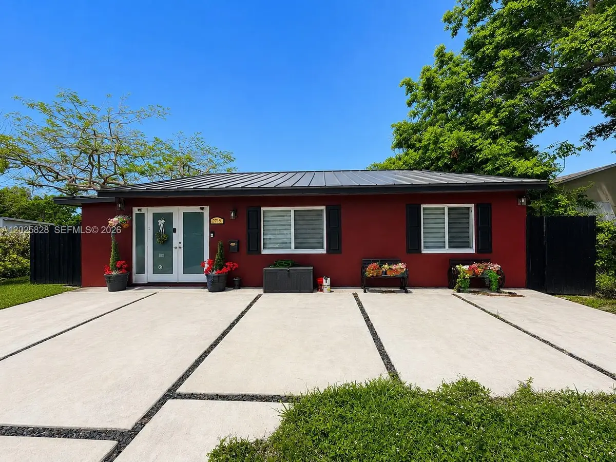 2716 Polk St, Hollywood, FL 33020 - #1