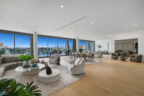 5 Grove Isle #PH-L05, Coconut Grove, FL 33133