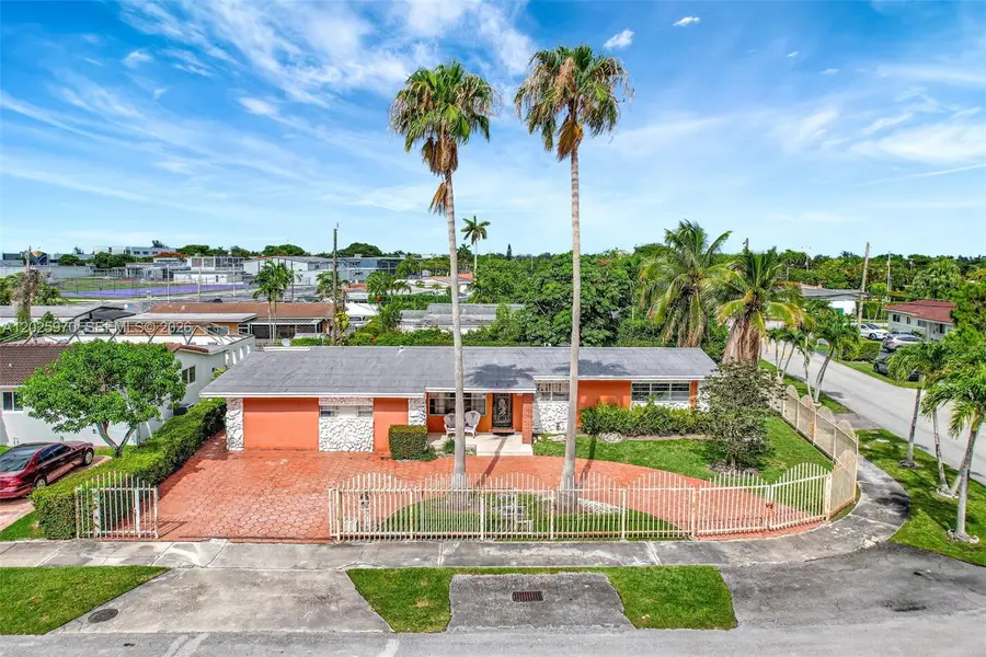 5065 SW 90th Ct, Miami, FL 33165 - #2
