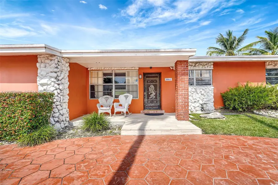 5065 SW 90th Ct, Miami, FL 33165 - #3